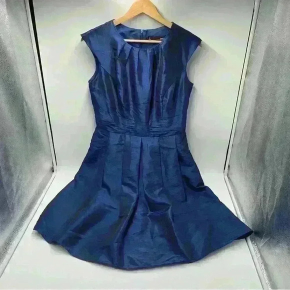 Chetta B Women’s 6 Dress Blue Taffeta Flare Bottom Sheath Fully Lined - Picture 11 of 12